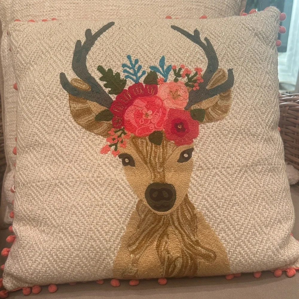 Floral Deer Pillow with Pom-Poms NWOT 18x18” Decor